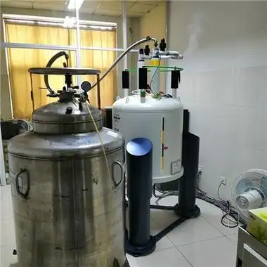 查特液氦杜瓦瓶